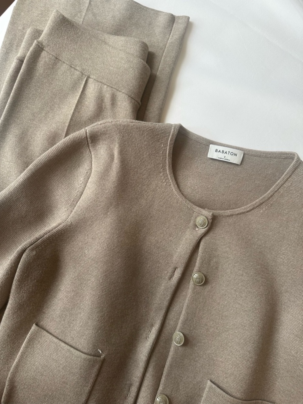 Aritzia/Babaton 2-Piece Set in color Heather Nomad Taupe